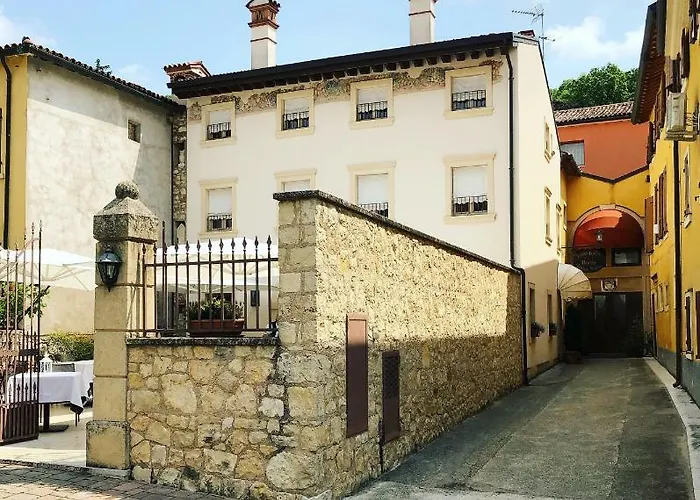 Lo Scudo Penzion Soave (Verona)